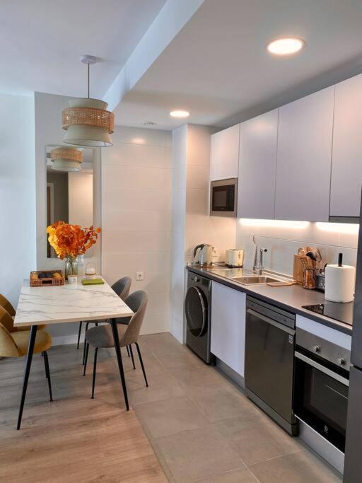 Nuevo Moderno Apartamento De Lujo Sevilla Dış mekan fotoğraf